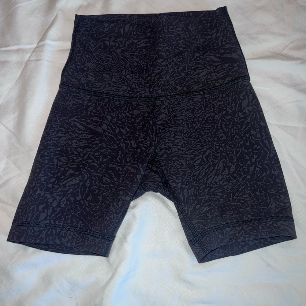 Lululemon bike shorts